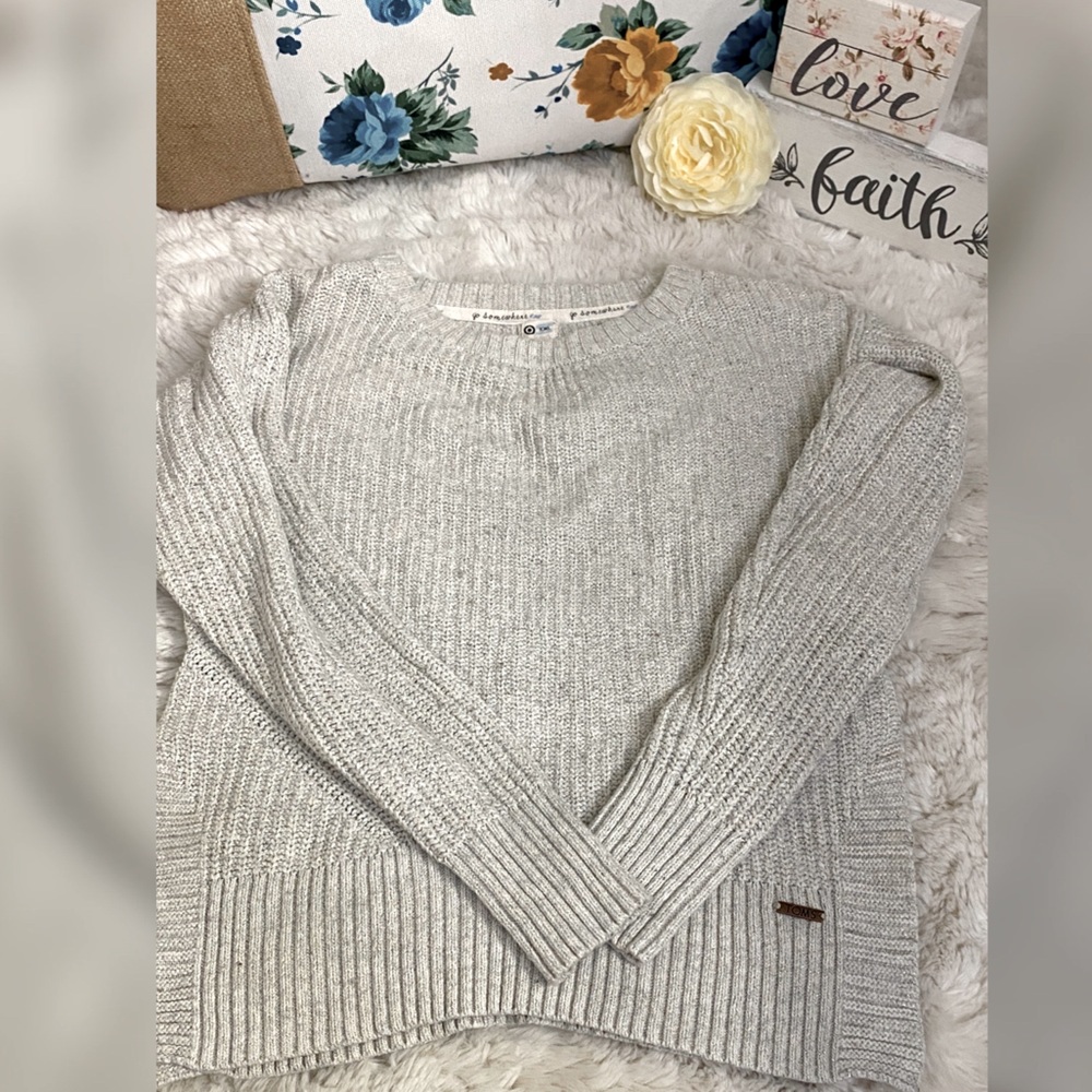 Toms sweater